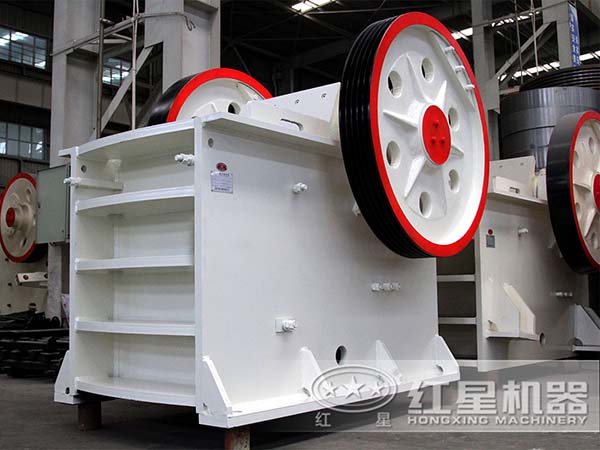 顎式破碎機(jī)實(shí)拍圖