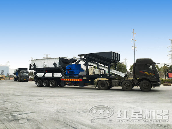 小型流動(dòng)一體碎沙機(jī)發(fā)貨圖