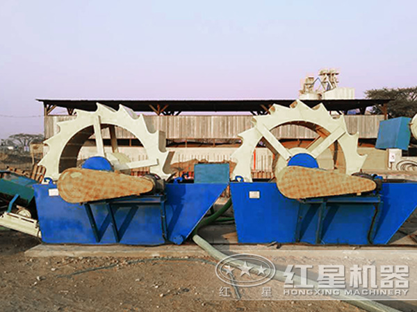 輪斗式洗砂機(jī)生產(chǎn)現(xiàn)場(chǎng)實(shí)拍