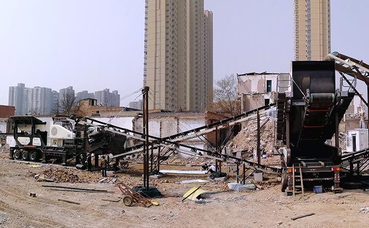 中型建筑垃圾粉碎機(jī)設(shè)備客戶現(xiàn)場(chǎng)
