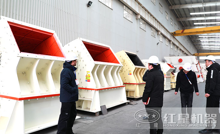 水泥熟料破碎機廠區(qū)